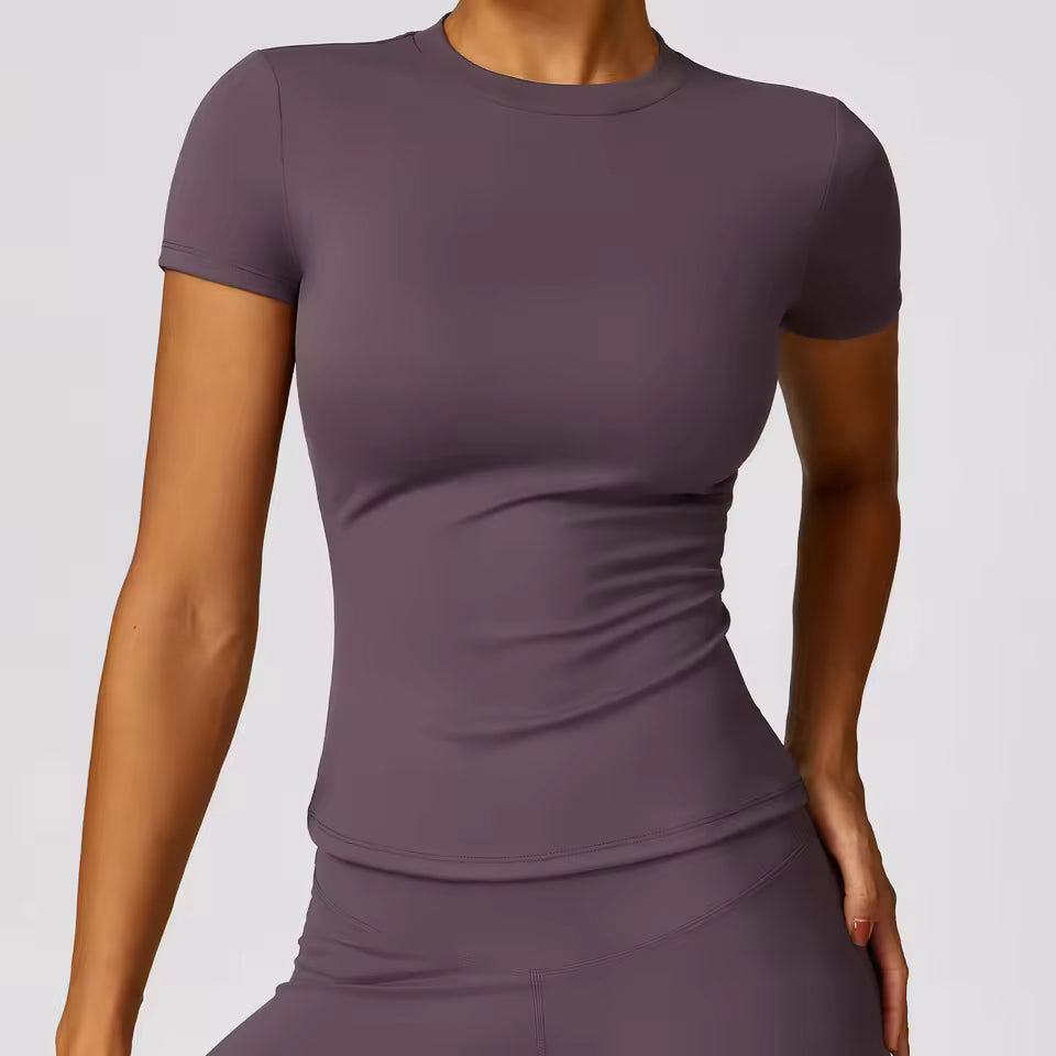 The Aura Seamless Sculpting Tee